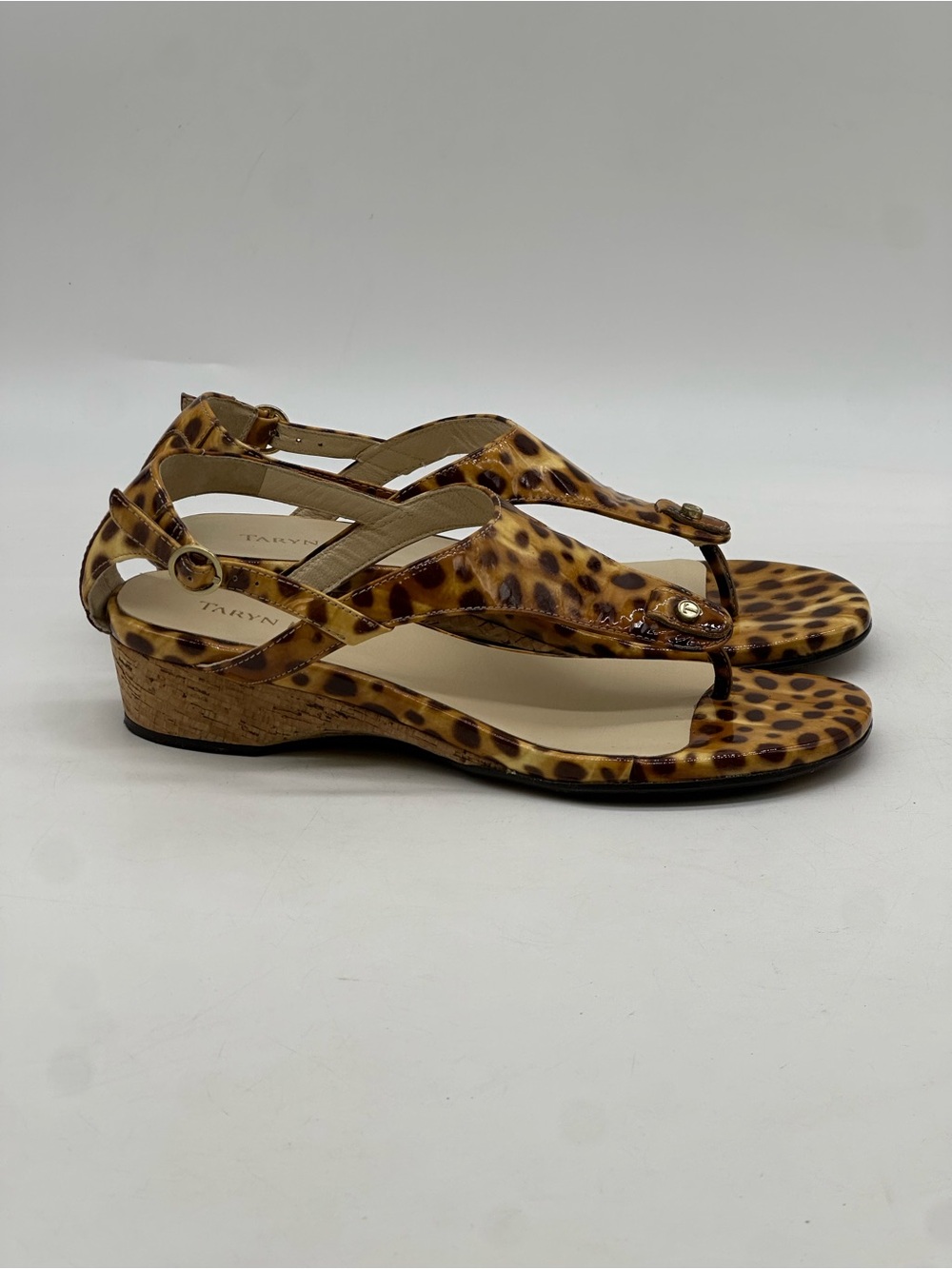 Taryn Rose Kay Patent Wedge Thong Sandals. Size 6